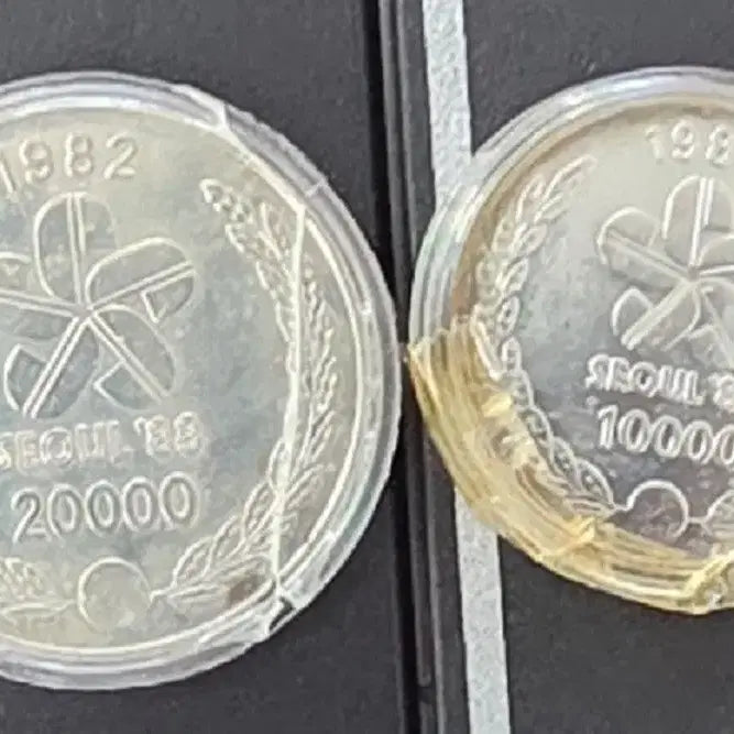 [BUNJANG] 1988 Seoul Olympics Commemorative Silver Coin Set (20,000 KRW, 10,000 KRW) / 서울올림픽유치기념 1차 이만원,만원은화 세트
