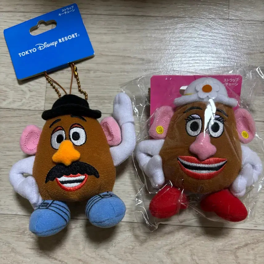[BUNJANG] Tokyo Disneyland Authentic Potato Head Couple Keychain / 도쿄 디즈니랜드 포테이토 헤드 부부 키링