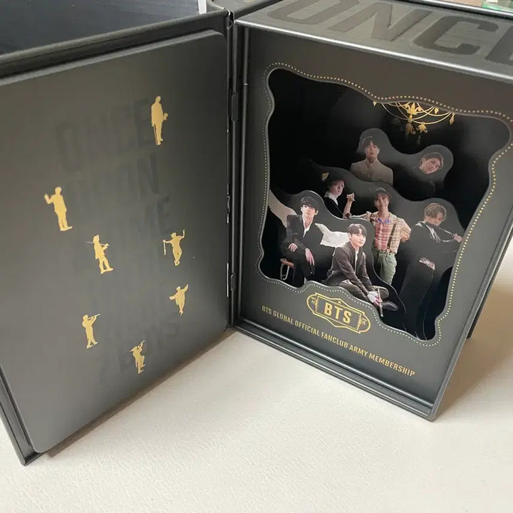 [BUNJANG] BTS Global Official Fanclub ARMY Membership Kit / BTS 글로벌 공식 팬클럽 ARMY 멤버십 키트