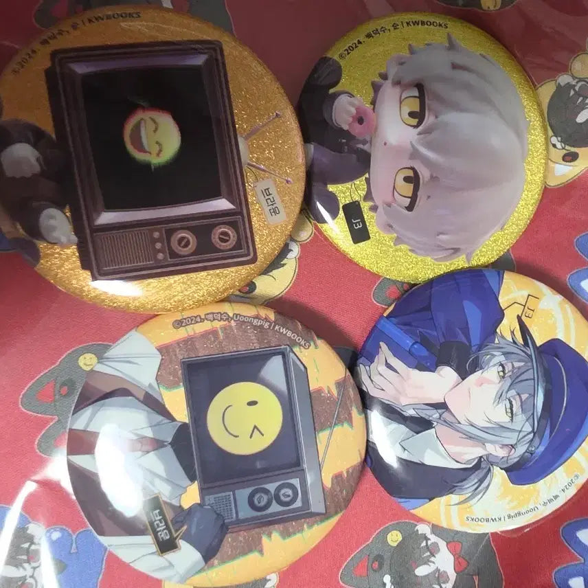 [BUNJANG] Gwedamcheugun Gwedul J3 Brown Badge Bundle Set / 괴담출근 괴출 J3 브라운 캔뱃지 4개 일괄