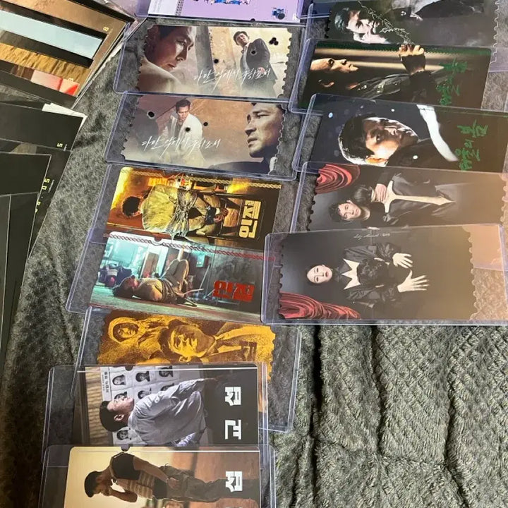 [BUNJANG] Hwang Jung-min Filmography A3 Posters, Film Markers, Original Tickets Bundle Set (Official Movie Goods) / (일괄) 황정민배우 필모 A3포스터 , 필름마크 , 오리지널티켓 (영화 공식)