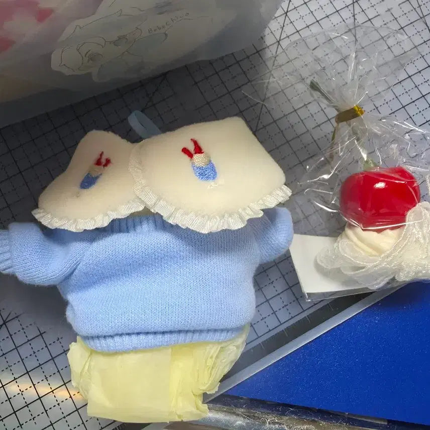 [BUNJANG] 10cm Doll Clothes Sweet Dessert Sweatshirt (Soda Flavor) / 10cm 인형옷 레모란님 달콤 디저트-스웻셔츠 판매합니다