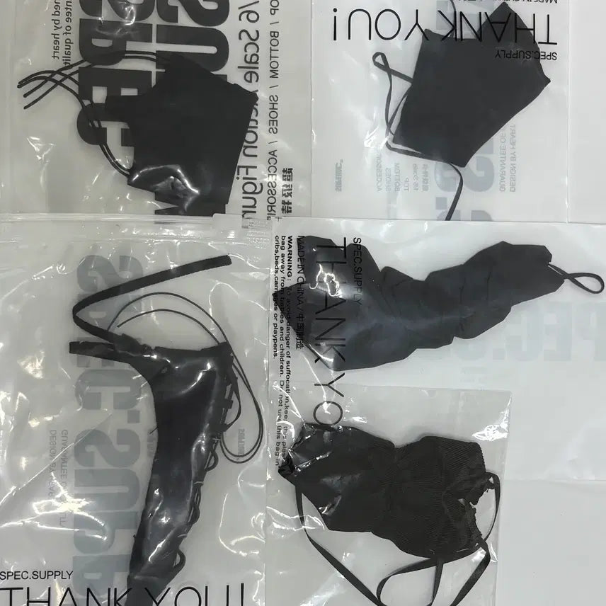 [BUNJANG] 1/6 Scale Doll Techwear Outfit Bundle Compatible with Hot Toys, Phicen, and Obitsu Bodies / 1/6 육일돌 핫토이 피첸 루즈 테크웨어 일괄 오비츠 바디 호환