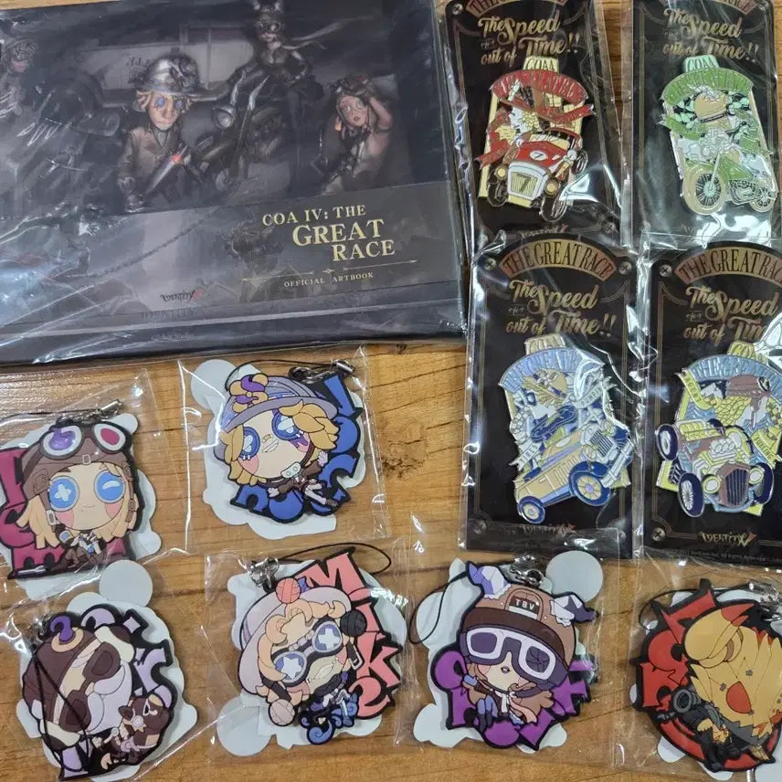 [BUNJANG] Identity V Call of the Abyss IV Artbook Set with Badges, Rubber Straps, and Stickers / 제5인격 심연의 부름 4 아트북 뱃지 러버스트랩 스티커 6종 일괄