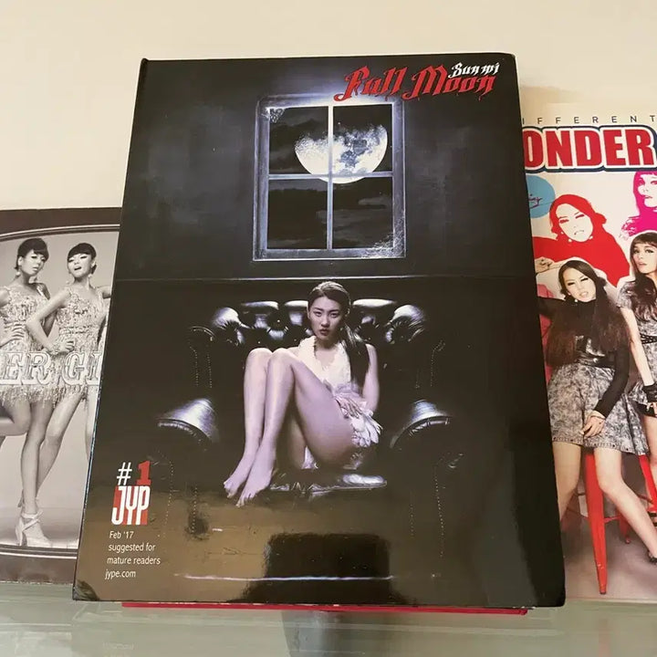 [BUNJANG] Wonder Girls Sunmi Full Moon Album &amp; Postcard Set / 원더걸스 선미 보름달 앨범 및 포토엽서