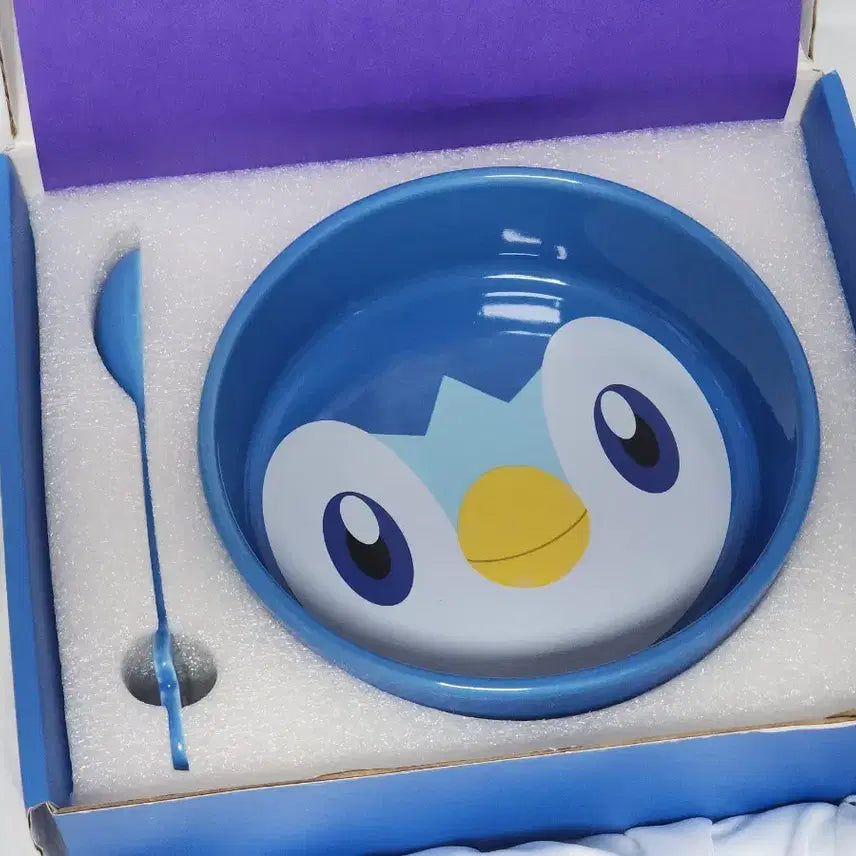 [BUNJANG] Yogurt World Pinguin Yogurt Bowl &amp; Spoon Set / [단순개봉]요거트월드 팽도리 요거트볼 스푼세트