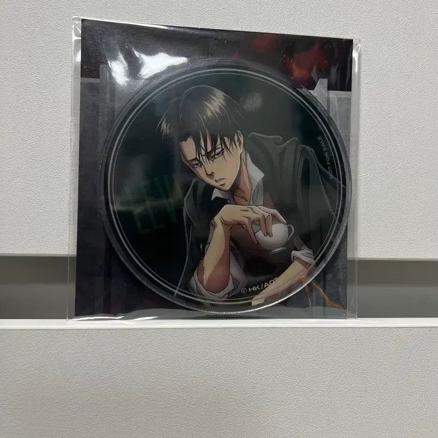 [BUNJANG] Attack on Titan Levi Acrylic Cup Coaster Sprint Goods / 진격의 거인 (리바이) 아크릴 컵 코스터 스프린트 굿즈