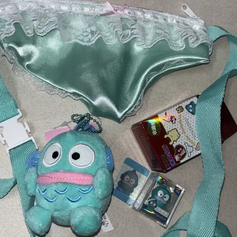 [BUNJANG] Mint Panty Pouch Gacha Set with Hangyeodong Keyring &amp; Rice Grain Figure / (3종세트) 민트 팬티 파우치 빤쓰파우치 가챠 + 한교동 키링 , 쌀알피규어