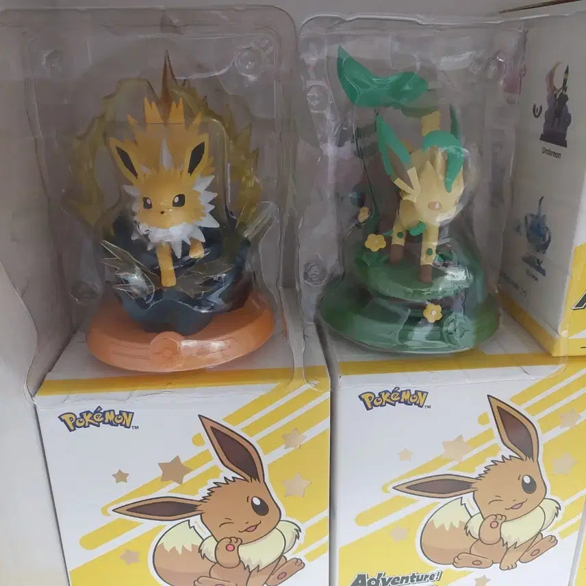 [BUNJANG] Pokemon Jolteon &amp; Leafeon Figure Set / 포켓몬 주피썬더, 리피아 피규어 판매