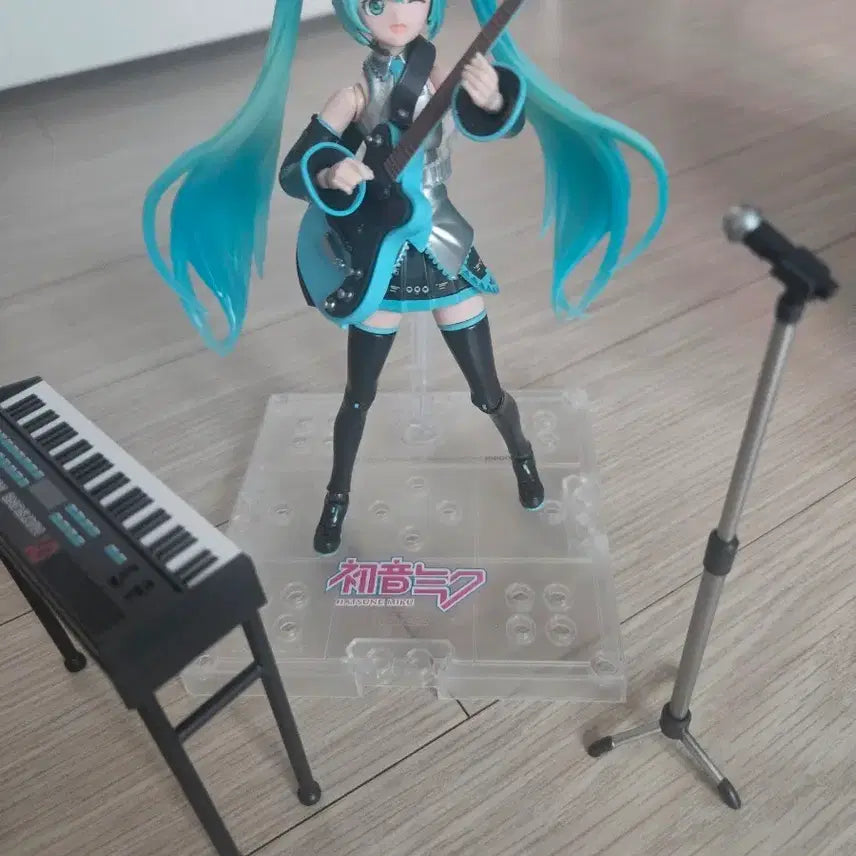 [BUNJANG] Blooky Hatsune Miku Figure / 블로키 하츠네미쿠