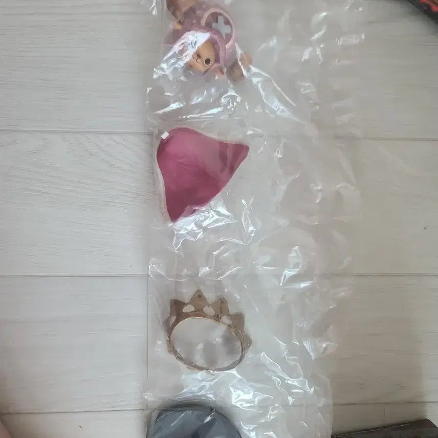 [BUNJANG] One Piece Chopper 15th Anniversary Crown Figure (Sealed) / 쵸파 왕관 15주년 기념 피규어 미개봉 새상품 원피스 피규어