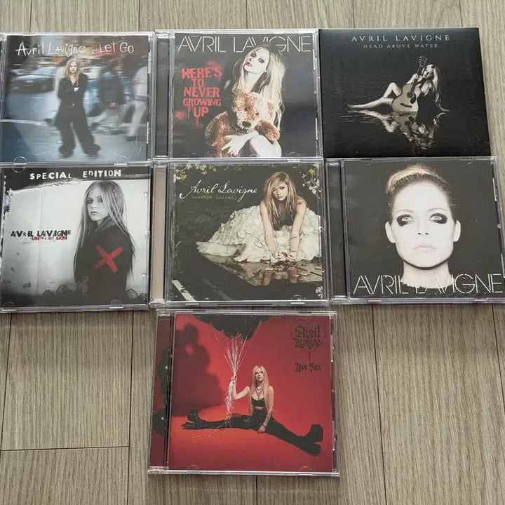[BUNJANG] Avril Lavigne Pop Music CD Album Bundle Set / 에이브릴 라빈 Avril Lavigne 팝송 음악 CD 앨범 일괄 판매 합니다
