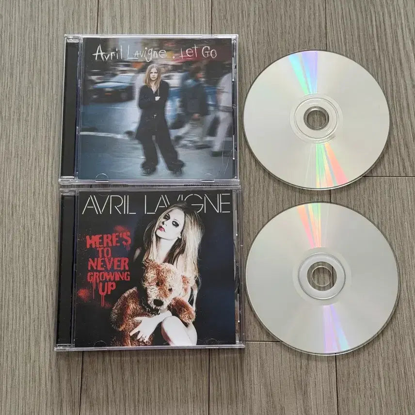 [BUNJANG] Avril Lavigne Pop Music CD Album Bundle Set / 에이브릴 라빈 Avril Lavigne 팝송 음악 CD 앨범 일괄 판매 합니다