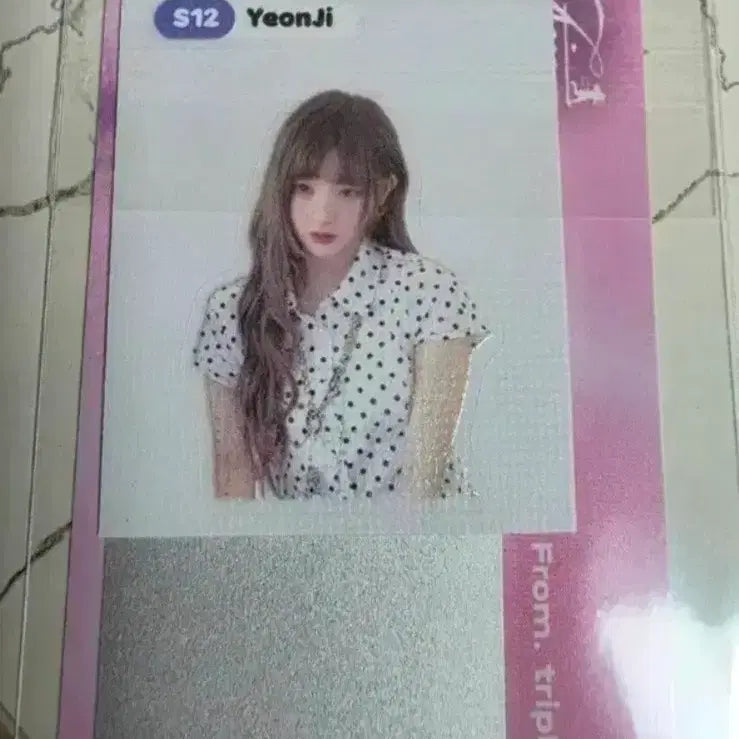 [BUNJANG] tripleS Yeonji Official Music Show POB Scratch Message Card Set / 트리플에스 tripleS 연지 공방특전 띠부씰+랜덤스크래치
