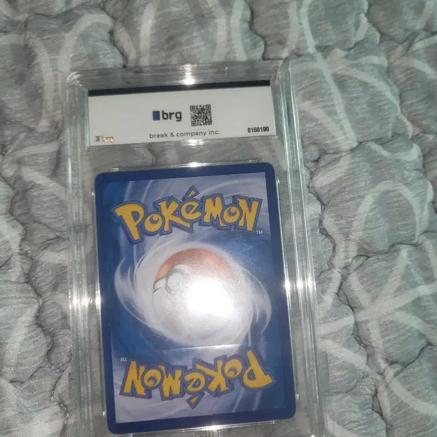 [BUNJANG] Charizard GX HR Grade 7 Card / 리자몽gx hr 7등급 카드 판매합니다
