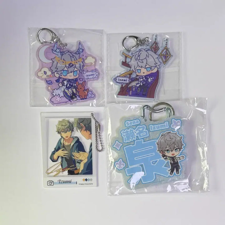 [BUNJANG] Ensemble Stars Izumi Limited Scout Acrylic Keychain 9th Anniversary OdeKake / 앙스타 이즈미 한정스카우트 아크릴 키링 오데카게 9주년
