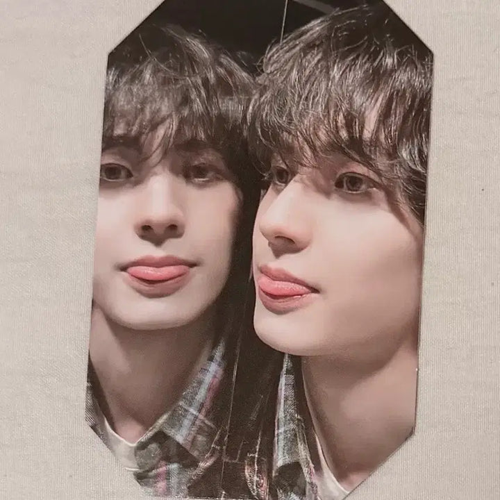 [BUNJANG] THE BOYZ Troubled Shooting Juyeon Photocard / 엑디즈 트러블슈팅 주연 포카