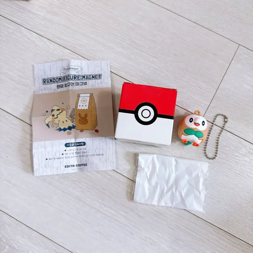 [BUNJANG] Pokemon Random Figure Magnet Rowlet &amp; Monster Ball Drink Charm / 포켓몬 랜덤 피규어 마그넷 나몰빼미 음료수 몬스터볼