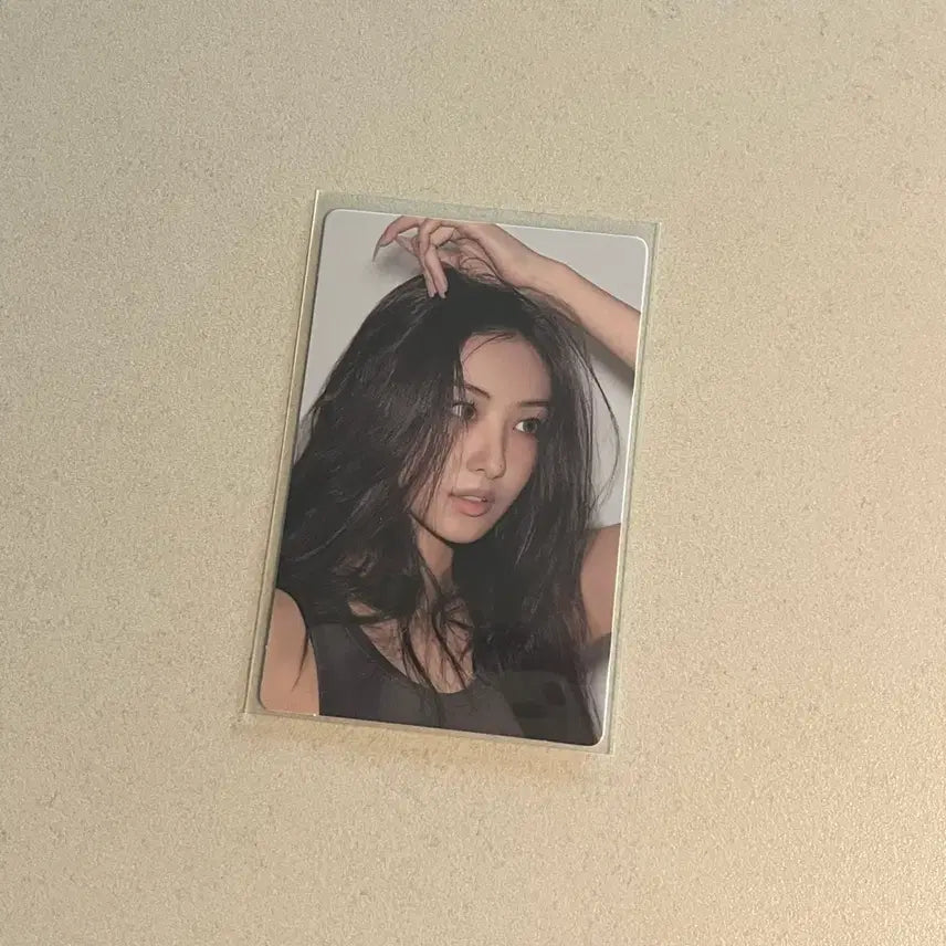 [BUNJANG] Miyawaki Sakura BITE NOW Album Photocard / 미야오 가원 BITE NOW 띠로리 앨범 포카 양도