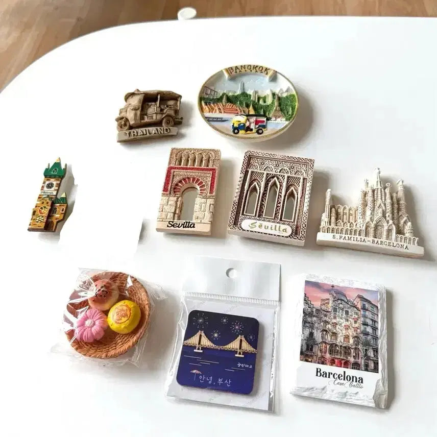 [BUNJANG] Travel Souvenir Magnets - International Cities &amp; Destinations / 마그넷 - 스페인 세비야, 바르셀로나, 체코 프라하, 태국 방콕, 부산