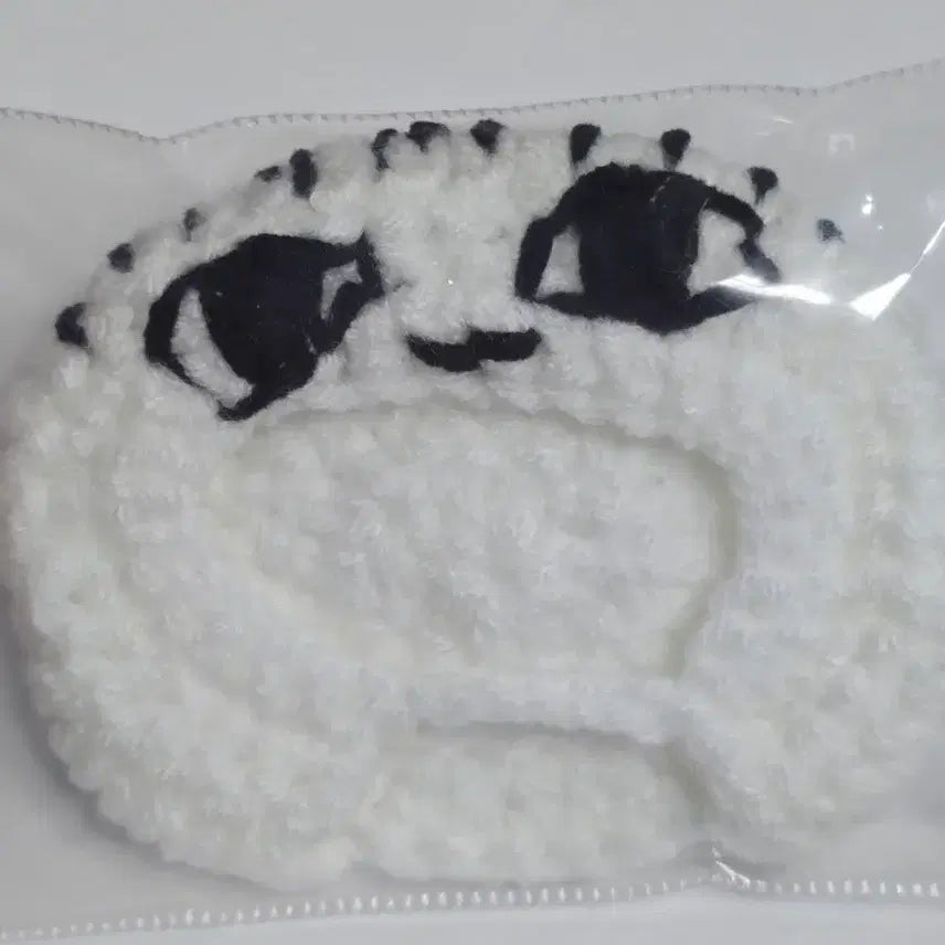 [BUNJANG] Unfiltered Fil keyring + Jjin-iya Knit Hat / 언필터드 필키링+찐이야뜨개모자