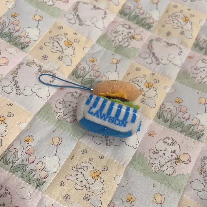 [BUNJANG] San-X Rilakkuma Lawson Collaboration Hamburger Plush Keychain / 산엑스 햄버거 리락쿠마 로손 콜라보 인형 키링
