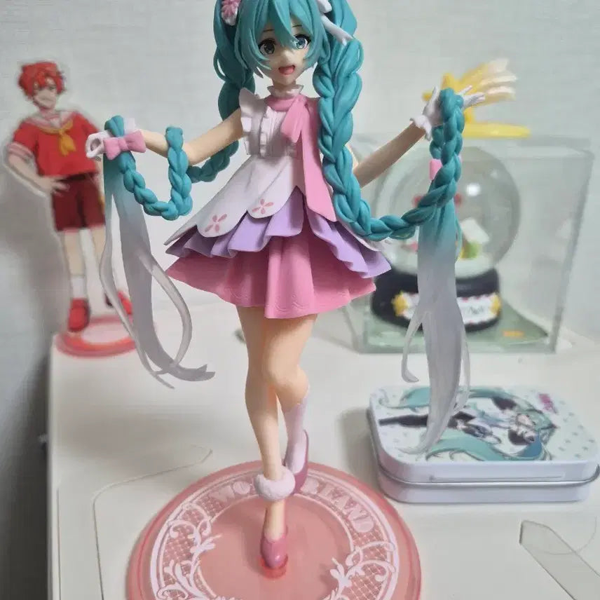 [BUNJANG] Hatsune Miku Figure (Box Included) / 하츠네 미쿠 피규어 (박스O)