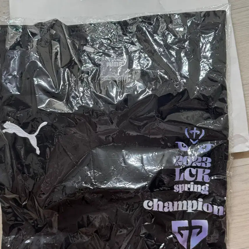 [BUNJANG] Gen.G Peyz Autographed 2023 LCK Spring Championship T-Shirt (Size L) / 페이즈 친필싸인 23 LCK 젠지 스프링 우승 챔피언 기념 티셔츠 geng peyz