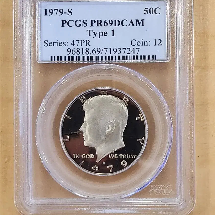 [BUNJANG] 1979 Kennedy Half Dollar PCGS 69 Type 1 &amp; Type 2 / 1979년 케네디 하프달러 PCGS 69 등급 type1 ,2