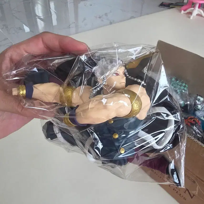 [BUNJANG] Demon Slayer Genya Figure / 귀멸의 칼날 겐야 피규어