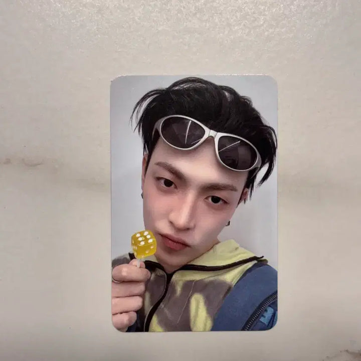 [BUNJANG] ATEEZ Hongjoong Anitizens 3D Sticker Photocard / 에이티즈 홍중 애니티즈 3D스티커 포카