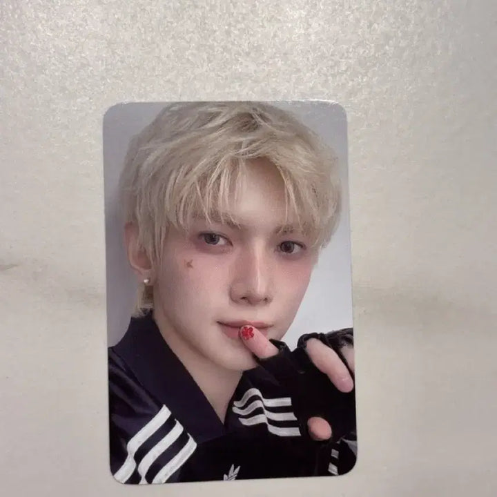 [BUNJANG] ATEEZ Yeosang Anitiz Micro Deco Sticker Photocard / 에이티즈 여상 애니티즈 마이크로 데코 스티커 포카