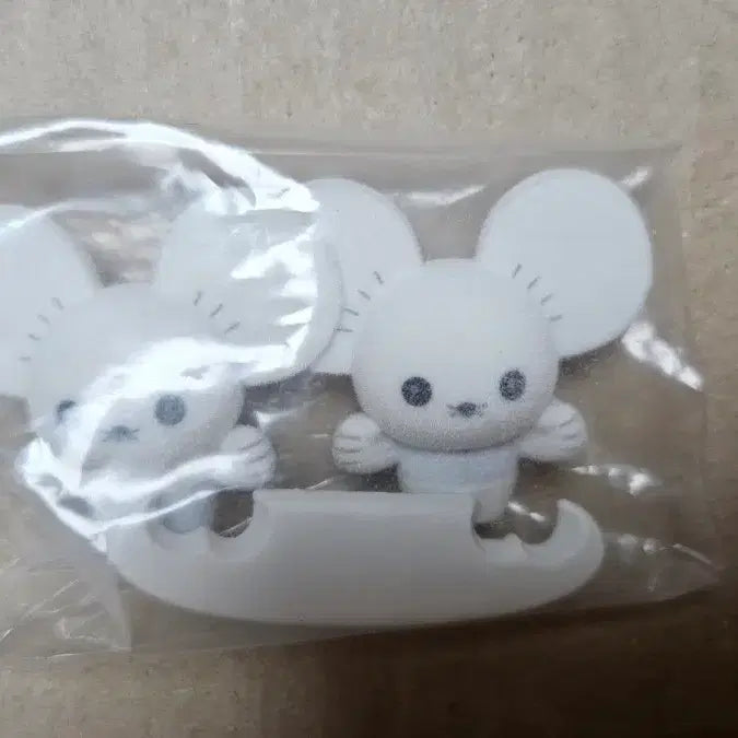 [BUNJANG] Pokemon Fluffy Gacha Spinarak / 포켓몬 플로키 가챠 두리쥐