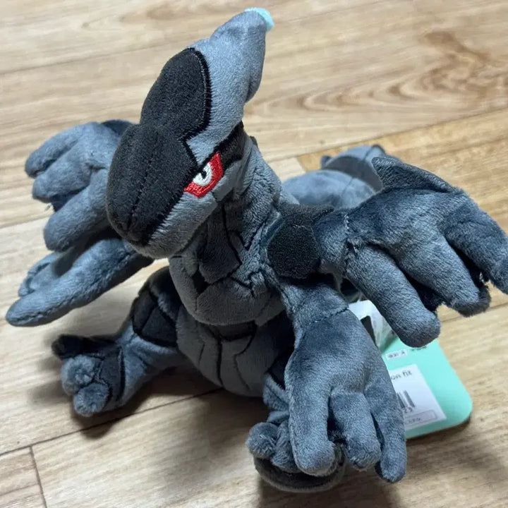 [BUNJANG] Pokemon Fit Reshiram Zekrom Set / 포켓몬fit 레시라무 제크로무 세트