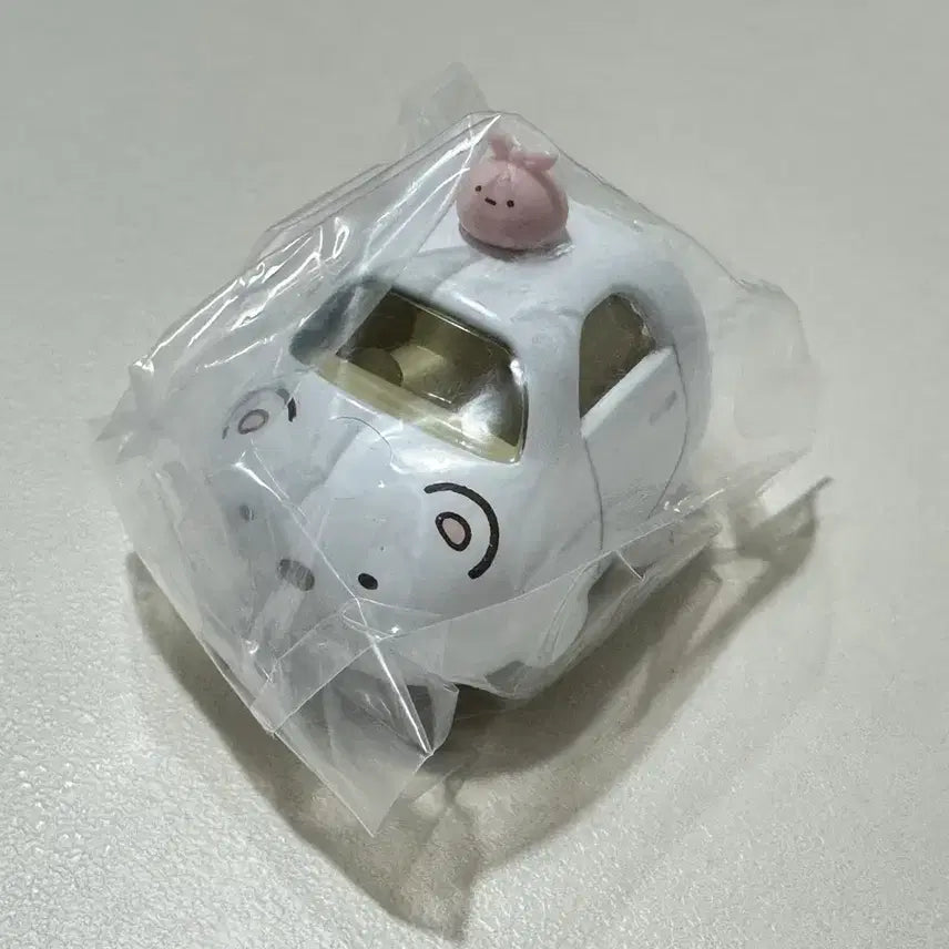 [BUNJANG] Dream Tomica Sumikko Gurashi Shirokuma Tomica / 드림토미카 스밋코구라시 시로쿠마 토미카