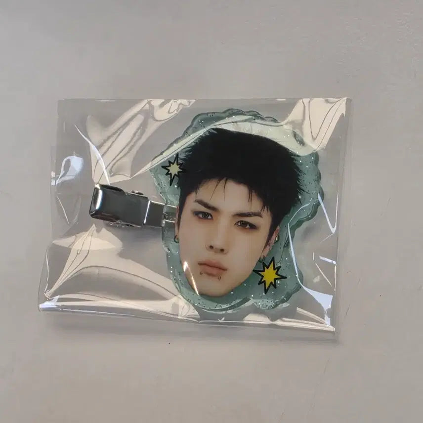 [BUNJANG] ENHYPEN BTW Concert Maki Hairpin / 앤팀 btw 콘서트 마키 헤어핀 헤어클립 미개봉