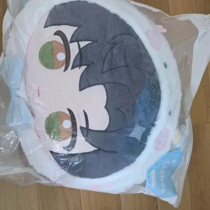 [BUNJANG] Love&amp;Deepspace Seo Eon Face Cushion / 럽딥 러브앤딥스페이스 이서언 얼굴쿠션