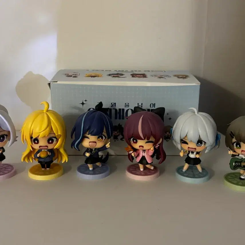[BUNJANG] Isekai Idol SD Figure Bundle Set / 이세계 아이돌 SD 피규어 일괄