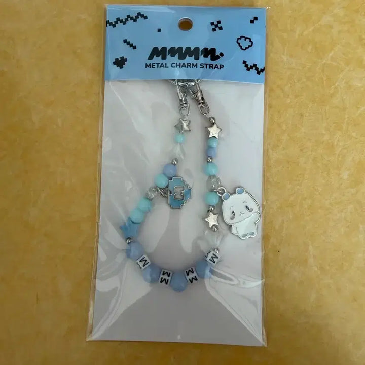 [BUNJANG] PLAVE Sanrio Collaboration Yejun Cushion &amp; Lightstick Metal Charm Set / 플레이브 산리오 예준 쿠션, 응원봉 메탈참