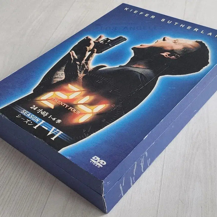 [BUNJANG] 24 (TV Series) Seasons 1-4 DVD Box Set with Special Features / [25장 DVD] 미국드라마 24시 시즌 1~4, 스페셜피처 박스세트 | 한글자막