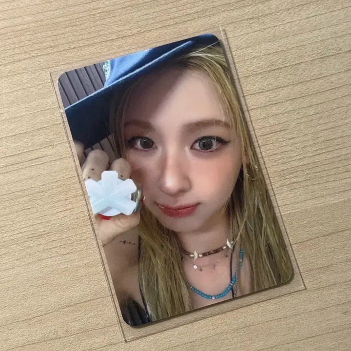 [BUNJANG] (G)I-DLE Miyeon Gimme dat love 2-Week Official Photo Card / 아이들 미연 공방 포카 2주차 Gimme dat love