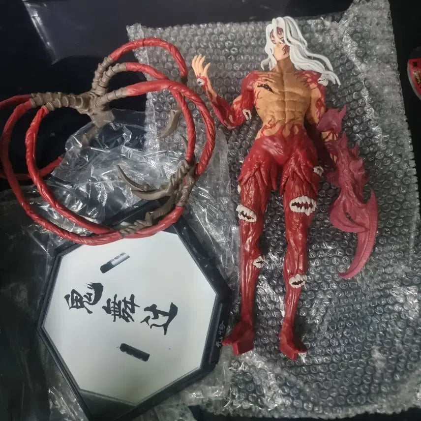 [BUNJANG] Demon Slayer Muzan Figure / 귀멸의 칼날 무잔 피규어