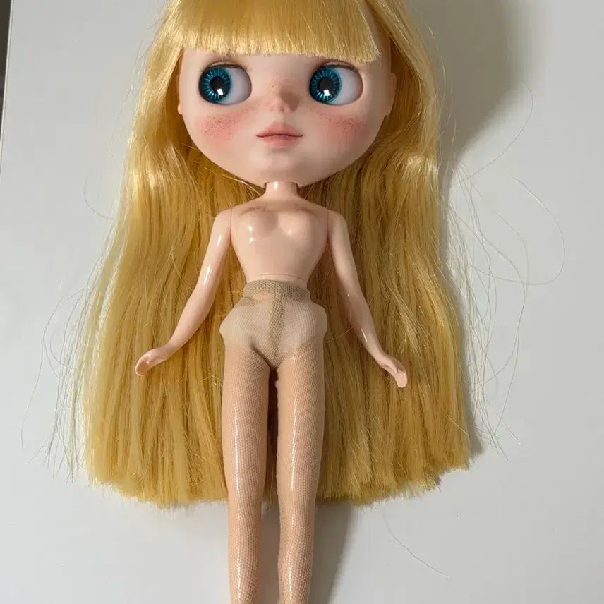 [BUNJANG] Koiseio Custom Blythe Doll "Present Surprise" / 코이세이오 커스텀 브라이스 프레젠트 서프라이즈