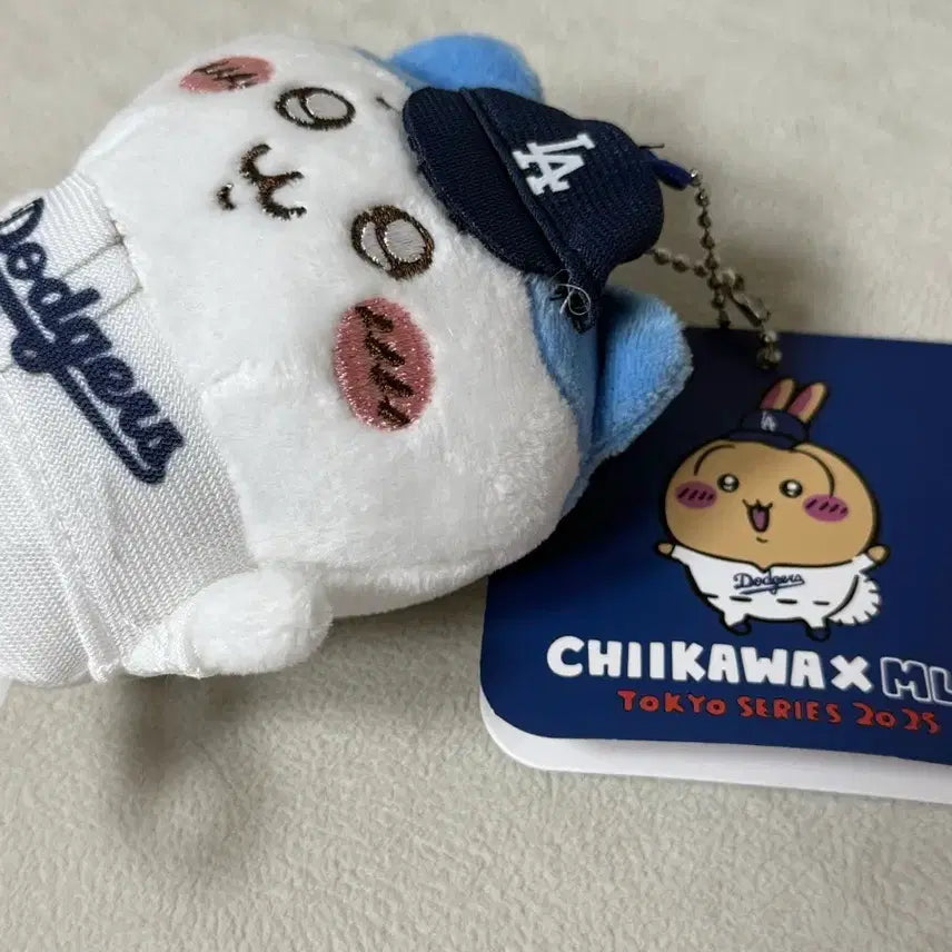 [BUNJANG] Chiikawa MLB LA Dodgers Uniform Keychain Plush Doll / 먼작귀 치이카와 MLB 키링 인형