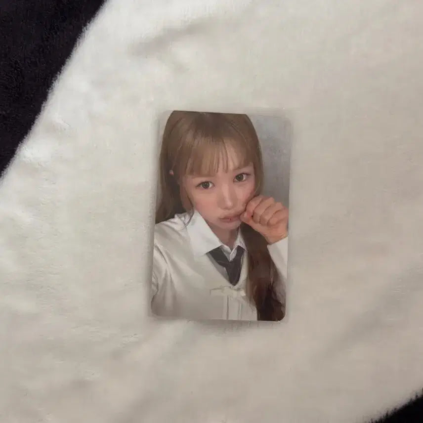 [BUNJANG] Hearts To Hearts Yeoreum Apple Music Lucky Draw Photocard / 하투하 레몬탱 팝업 미공포 하츠투하츠 예온 애플뮤직 포카