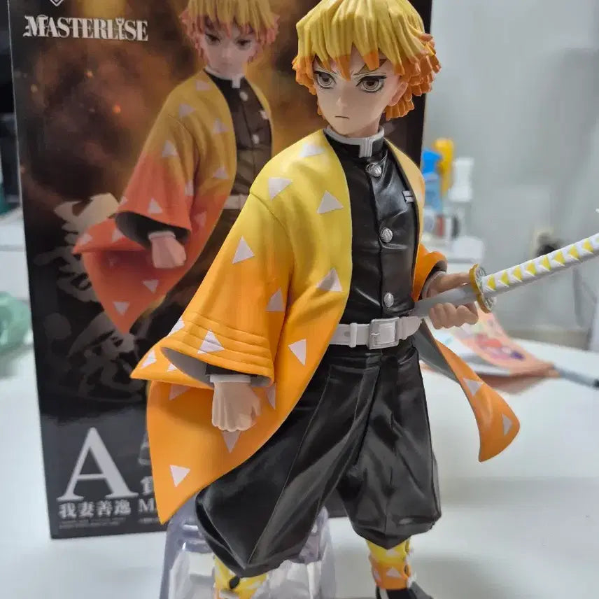 [BUNJANG] Demon Slayer Zenitsu Agatsuma A Prize Hakuji Figure Bundle Set / 귀멸의칼날(귀칼) 젠이츠 A상 하쿠지 라원 일괄판매 합니다 단순개봉전시용