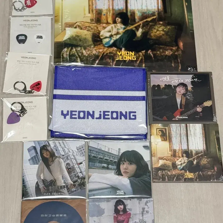 [BUNJANG] Cosmic Girls Yeonjung LP Slogan Bundle Set / 연정 CD 굿즈 슬로건 LP 일괄