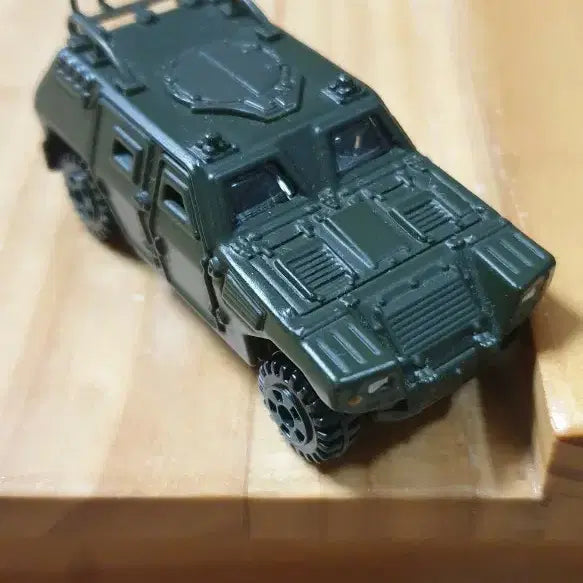 [BUNJANG] Tomica No. 114 Light Armored Vehicle / 토미카 No114 경장갑 기동차