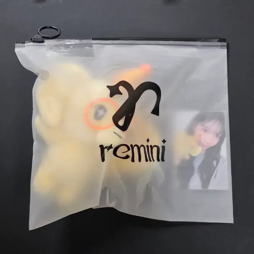 [BUNJANG] RESCENE Official Plush Keyring May Yam / 미개봉)리센느 공식 인형 키링 메이 얌 yam