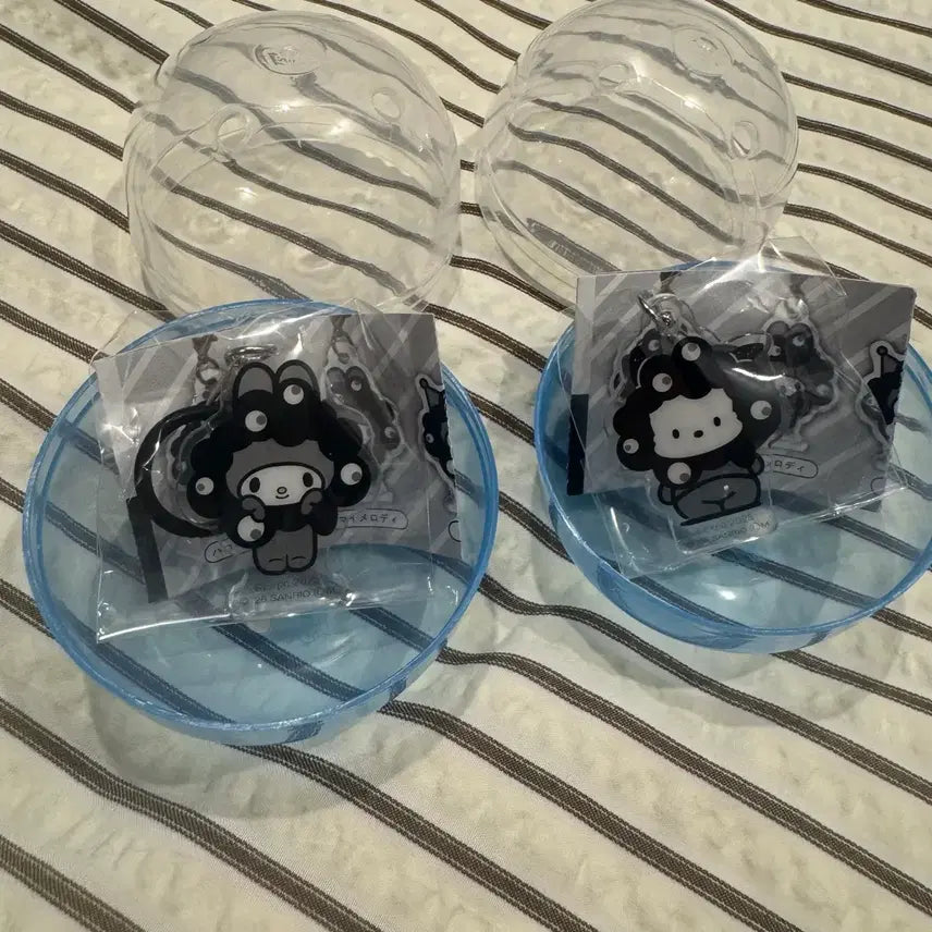 [BUNJANG] Sanrio Expo 2025 Black Mejirushi Gacha (My Melody, Pochacco) / 산리오 Expo 2025 먀쿠먀쿠 메지루시 가챠 (마이멜로디,포차코)